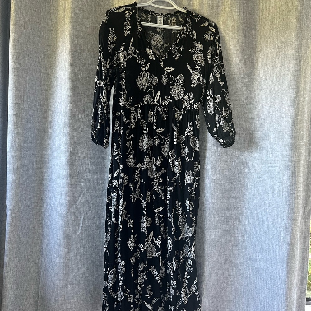 Black and White Pattern Midi Dress